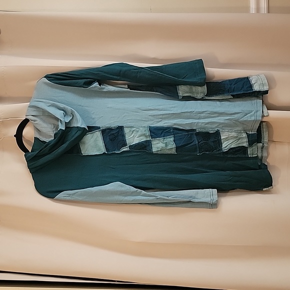 Hand Crafted Hoodie - Picture 3 of 5